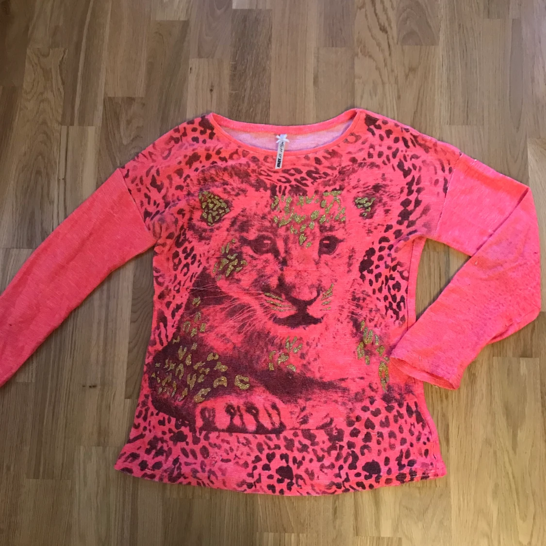 Tunn stickad tröja!