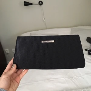  - Giorgio Armani Kuvär väska, äkta