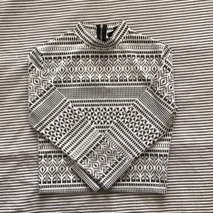  - Top från BikBok. Väldigt bra skick.