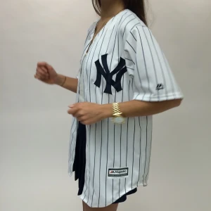 Yankees baseball jersey  - Fick denna i present så är osäker på om den är äkta, men sitter jättefin på