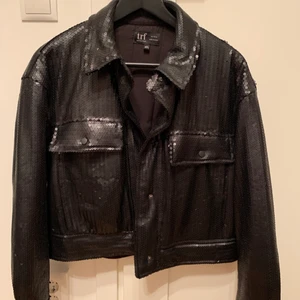 Paljett jacka  - Paljett jacka från zara, storlek s. Mycket bra skick