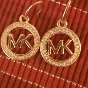 Örhängen  - Helt nya 