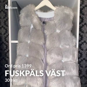 Fuskpäls väst ord 1399 - Använd få gånger, storlek Xs men mer som S
