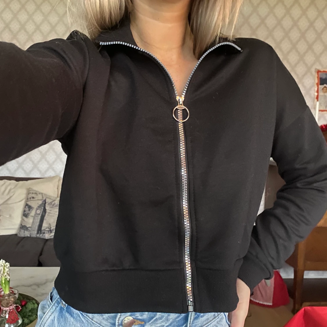 Svart tröja - 91