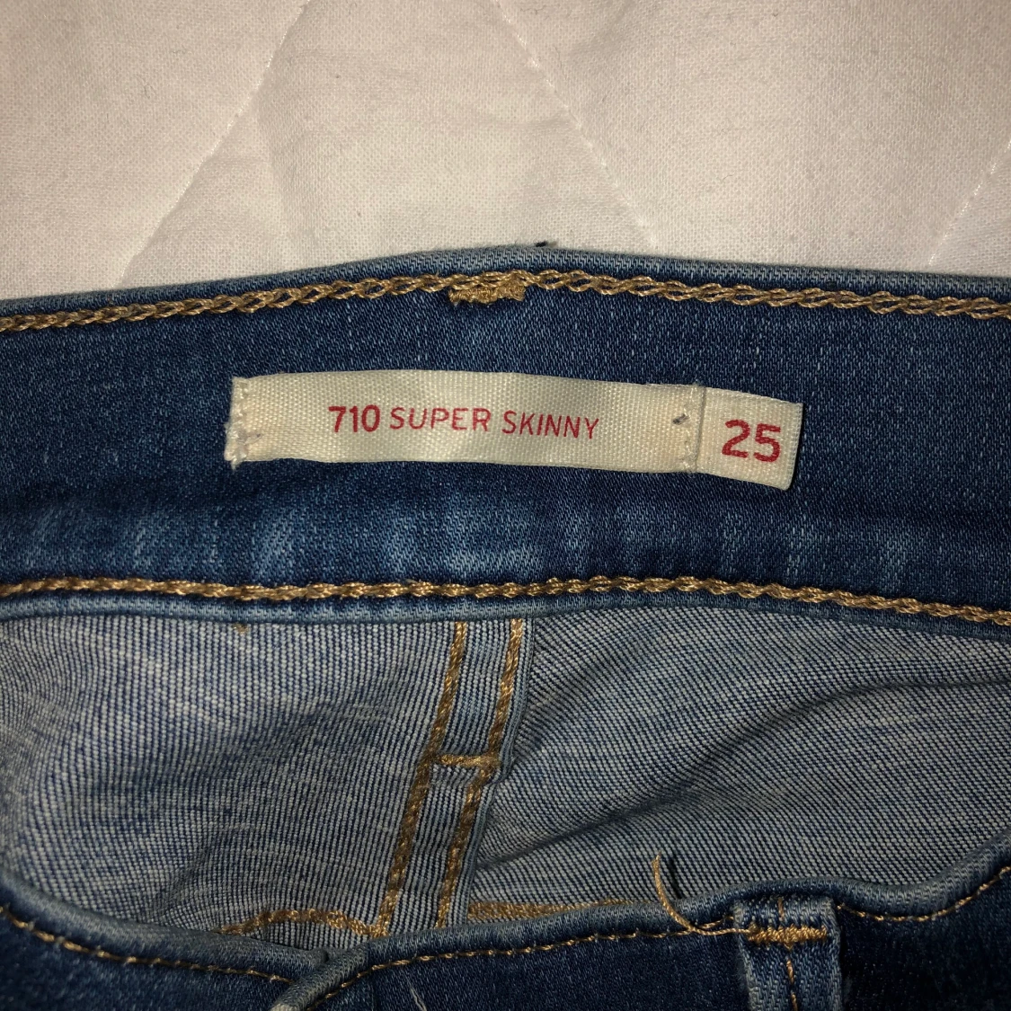Levis jeans  - 90