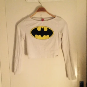  - Aldrig använd magtröja från h&m. 