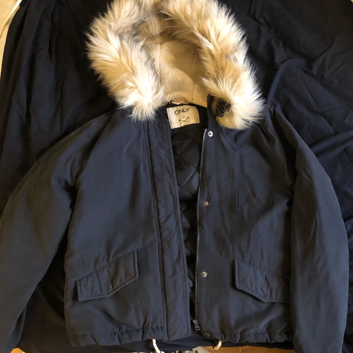 Höst/vinterjacka från Only