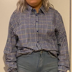 Skjorta  - Rutig skjorta 