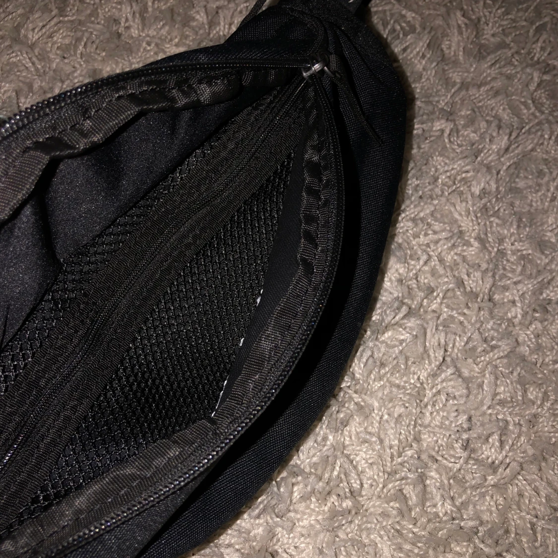 Midjeväska Nike - 90