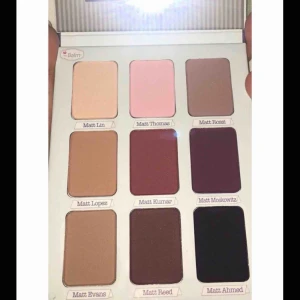  - Oanvänd ögonskuggspalette från The Balm. Säljes för 140kr inkl frakt.