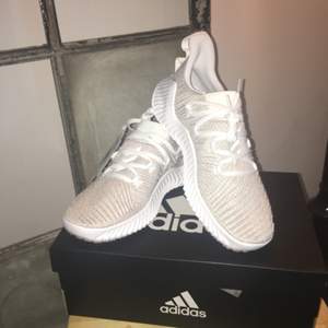 Brand new, never used Adidas Alphabounce Trainers Shoes Retail price: 799 sek Comes with the original box and tag  Size 40 2/3  Shipping not included, meet ups in Stockholm!