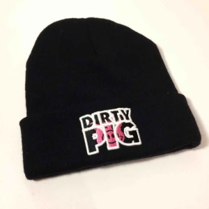  - Mössa från youtube gruppen janoskians. Oanvänd. Frakt ingår i priset.