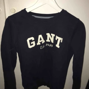  - Pris kan diskuteras! Väldigt fint skick, kan fraktas men köpare står för kostnaderna. Kan mötas upp i Uppsala