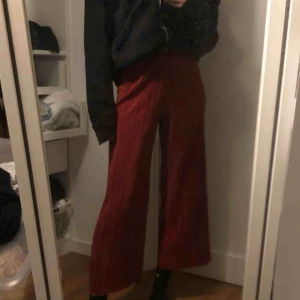  - Byxor från urban outfitters, frakt ingår ej