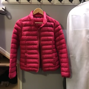  - Snygg dunjacka från dobber! I väldigt bra skick 