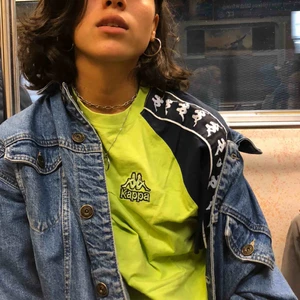  - Skit härlig Kappa t-shirt från Humana Secondhand 💚 Använt ett fåtal gånger och är skit fräsch!! Pris kan diskuteras ;) 