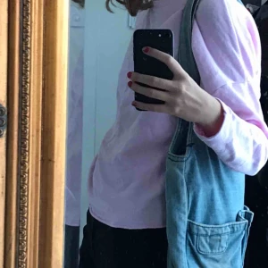  - Tröja från pull & bear i bubbelgumsrosa!