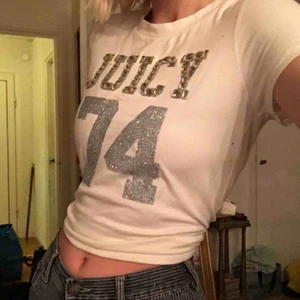  - juicy couture tröja! så gullig o glittrig