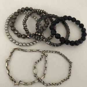  - 15kr/st + frakt. Paketpris kan ordnas vid köp av alla 