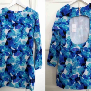  - Klänning från Angelica Blicks kollektion för Bik Bok. Ett par år gammal, men använd ett fåtal gånger, mycket gott skick  Frakt ingår eller möta upp i Umeå Nypris: tror jag 599:-? 