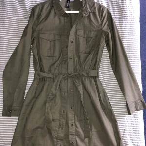 H&M dress size 38 - Dress are new. I haven't worn them yet. The color is really nice( army green) 