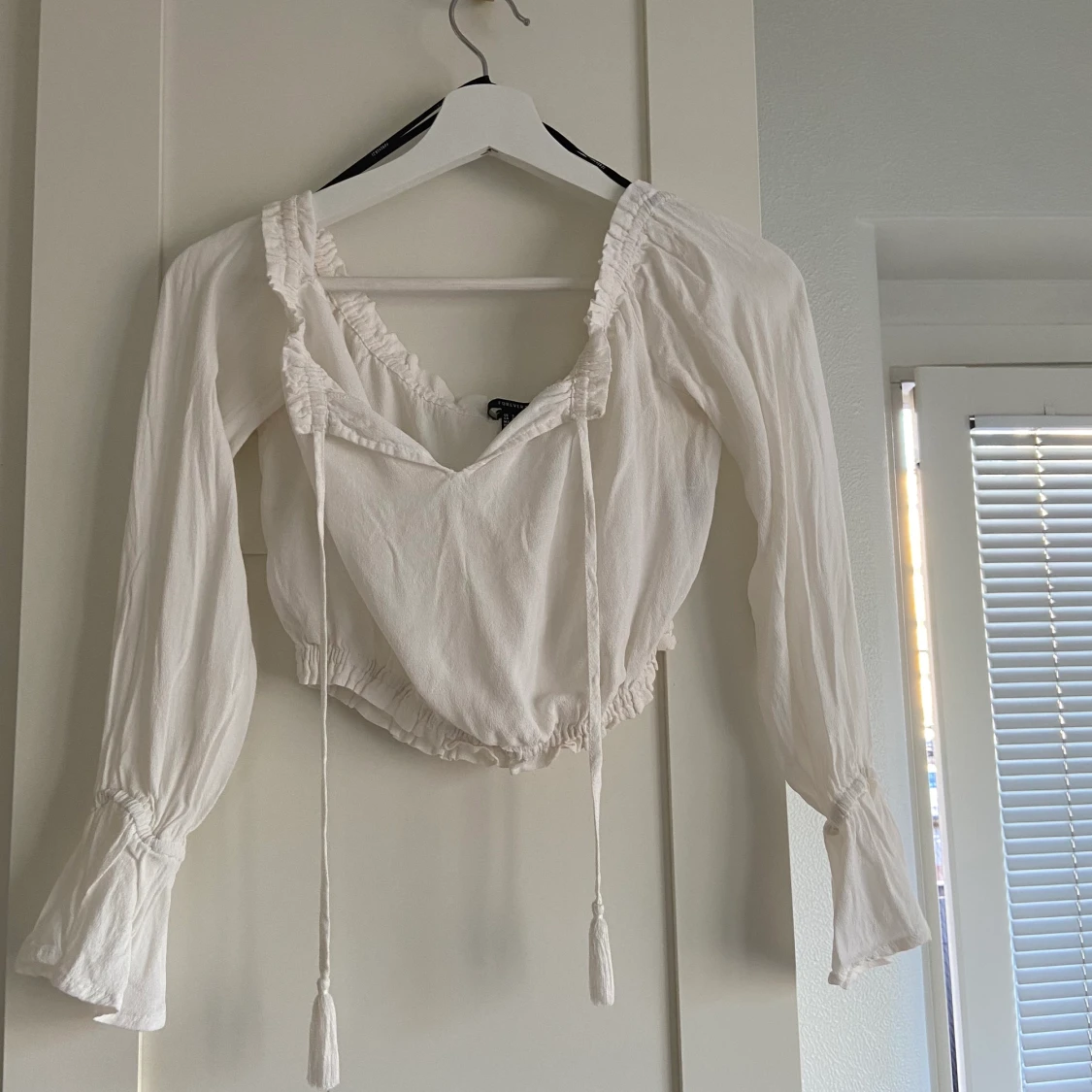 Vit, kort off shoulder topp 