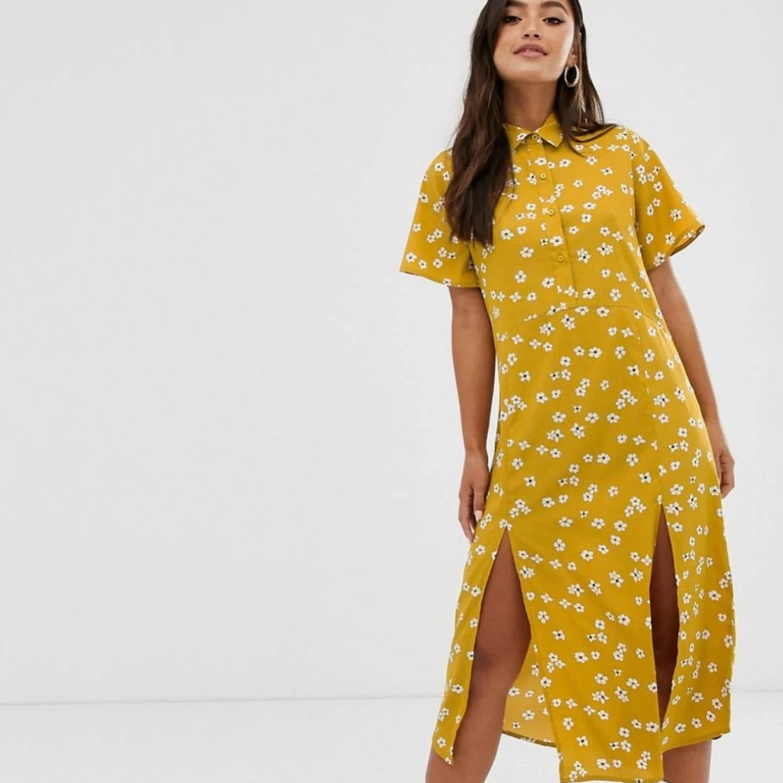 Blommig skjortklänning - 91