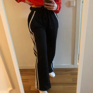 missguided mjukisbyxor  - jättesköna mjukis från missguided! köpare står för frakt 🥰