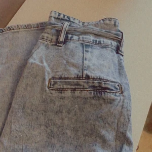 Ljusblå jeans🦋 - Bud börjar på 70💍