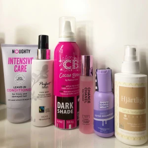 Skönhetsprodukter  - Skönhetsprodukter som inte kommit till någon användning tyvärr, allt är i orörd skick eller använd max två gånger!  •🖤Intensive Care leave-in conditioner 50kr  •🖤 Settingspray från kicks (full flaska) : 40kr •🖤Cocoa Brown brun utan sol   (80% kvar på flaskan): 40kr •🖤Chanel parfym (äkta) : 100kr •🖤Silvershampoo (oöppnad) : 30kr •🖤Hjärtligt salt & texturspray för hår (oöppnad) : 50kr    