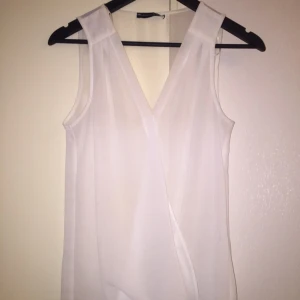  - Vitt omlottslinne🌸