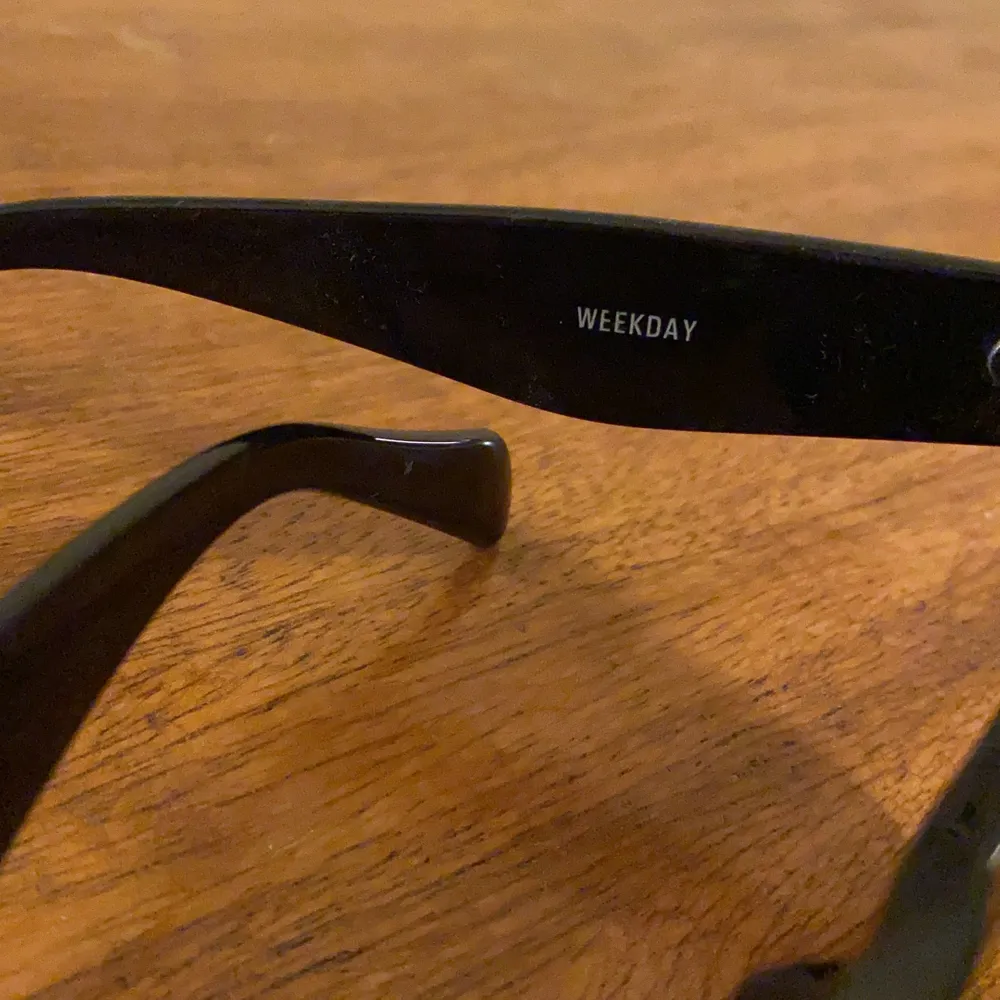 Svarta glasögon från weekday, aldrig använda 🌺. Accessoarer.