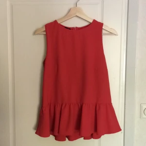  - Topp från Mango. Bra skick