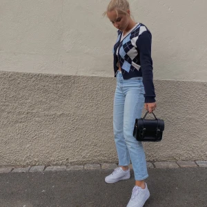 Trendig kofta - Snygg kofta från brandy Melville!! Bra skick! 