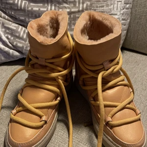 Inuikii skor - Helt nya inuikii skor storlek 38