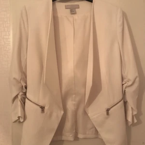 Kavaj - Kavaj i jätte bra skick🌸