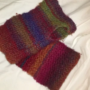 Hemma stickade torgevantar - Jag stickar vantar för 125kr par.                                      Frakt 25kr skriv för intresse🧶