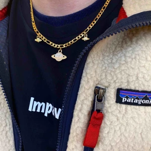  - Försäljning på instagram : @ FREYJA.UF 🦎  Designa ditt egna halsband till överkomligt pris - Priser mellan 99-289 kr! 🦋  Hoppas vi hörs! / FREYJA UF