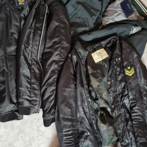 Herr kläder  - Herr kläder storlekarna S-M  från 20 kr                        jackor 100kr per styck  eller alla för 1000kr