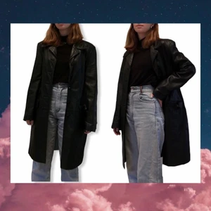  läder kappa - Äkta läder kappa av märket perroff. Köpt tidigt 90-tal och passar storlek s eller m