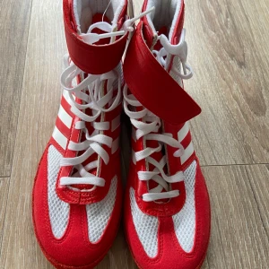 Adidas brottningskor - Adidas brottningskor, nya