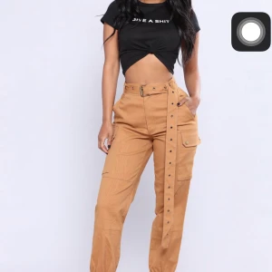 stretchiga cargo byxor - endast testade! stretchigt material