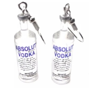 Örhängen  - Tänkte kolla intresset på dessa örhängen, funderar på att sälja. Om fler är intresserade blir det budgivning. Buda från 60kr 