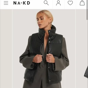 SÖKER!!! Storlek 32 - Söker denna västen från NAKD om du har den i storlek 32 och skulle kunna sälja den hör jätte gärna av dig till mig!!🤍