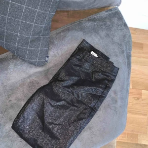  - Filippa K byxor använda 2gånger  Kram