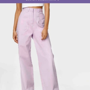  - Lila byxor från junkyard stl s, original pris 499kr. Knappt använda pgd ej min stil