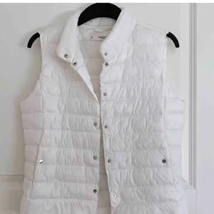 Vit väst - Vit väst, passar både M&S