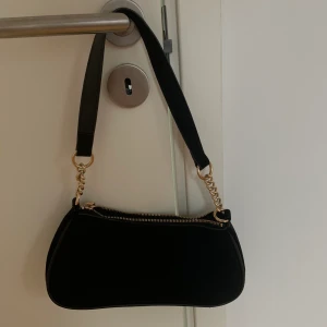 Väska - Väska från HM, använd ca 2 gånger