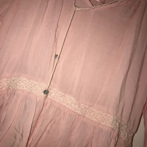 Rose bud stlr S - Säljer eftersom att jag inte har någon användning för det längre 🤗