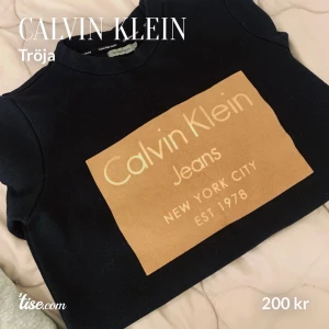 Calvin Klein tröja - Endas 1 gång använd , köpt för 999kr